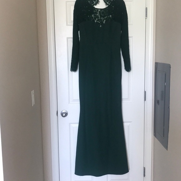 Lulus Green lace party evening gown - Picture 4 of 8